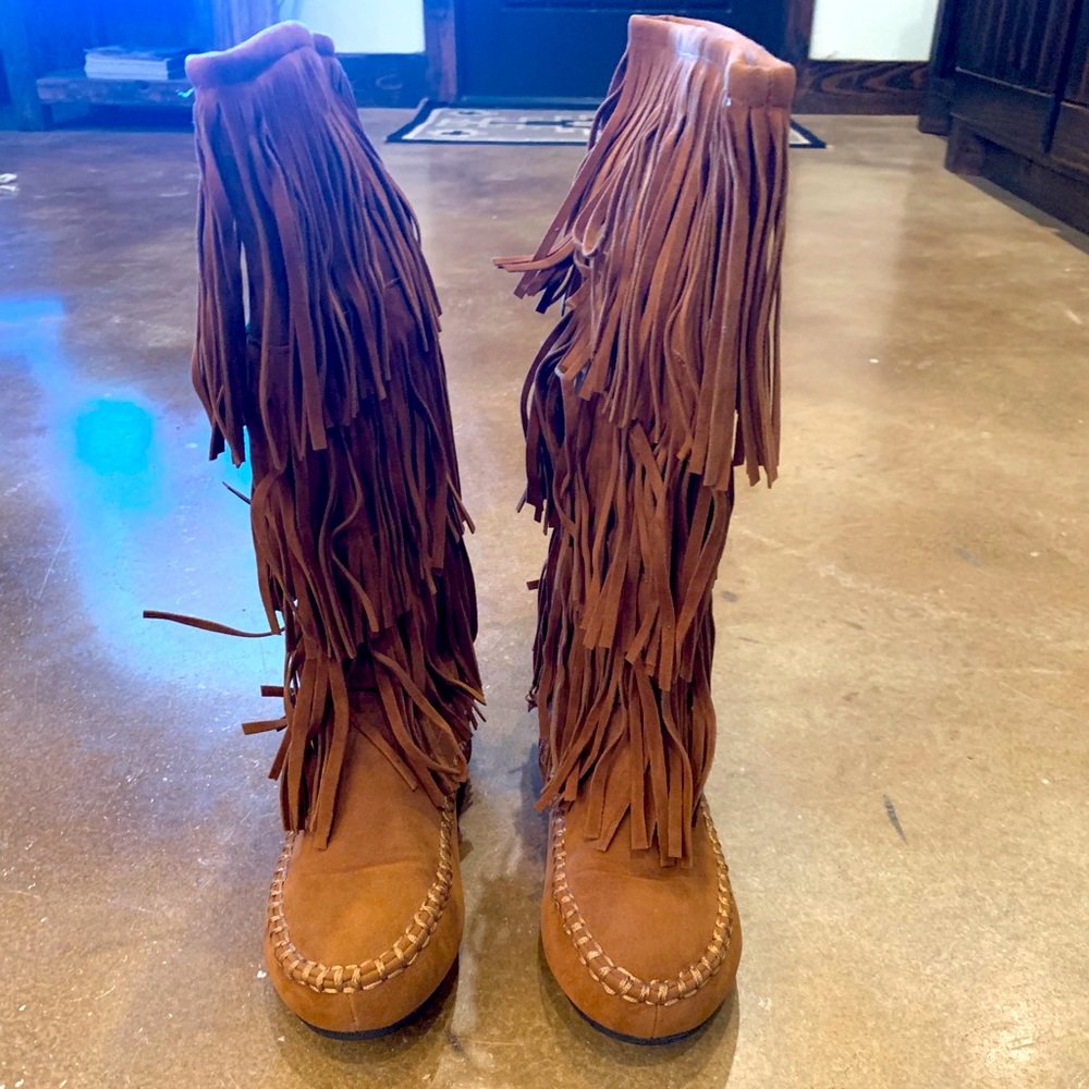 Fringe Boots